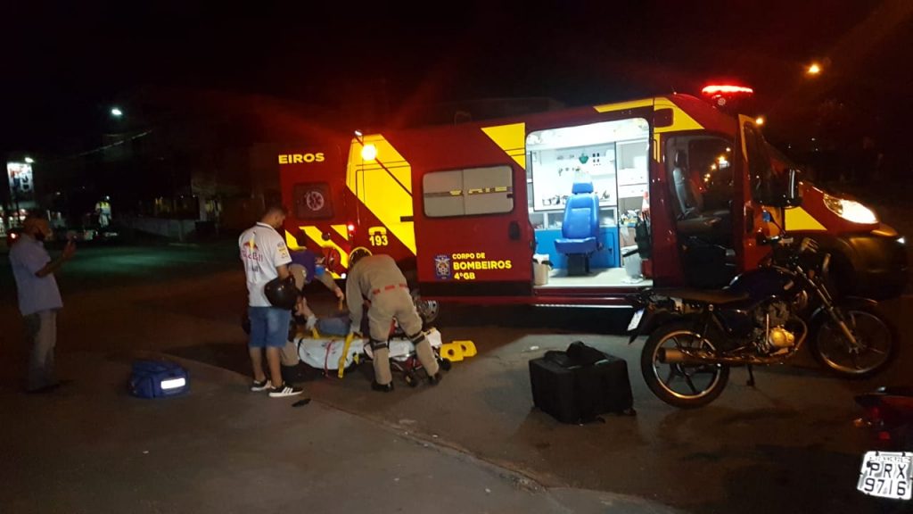 Batida entre motos deixa jovem ferido no Bairro São Cristóvão