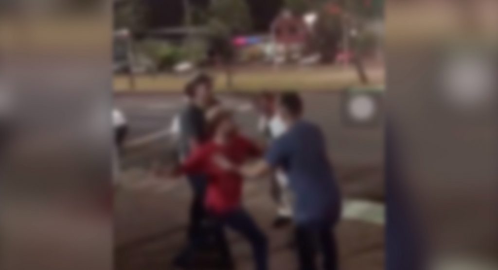 Vídeo mostra confusão e briga na Avenida Tancredo Neves