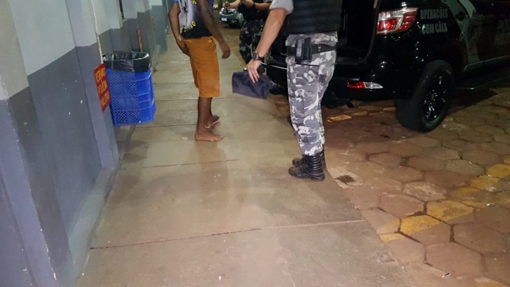 Recruta do Exército é flagrado com entorpecente no Riviera
