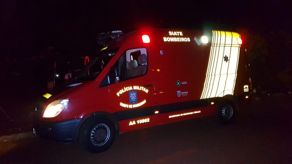 Mulher é socorrida pelos Bombeiros no Bairro Santo Onofre