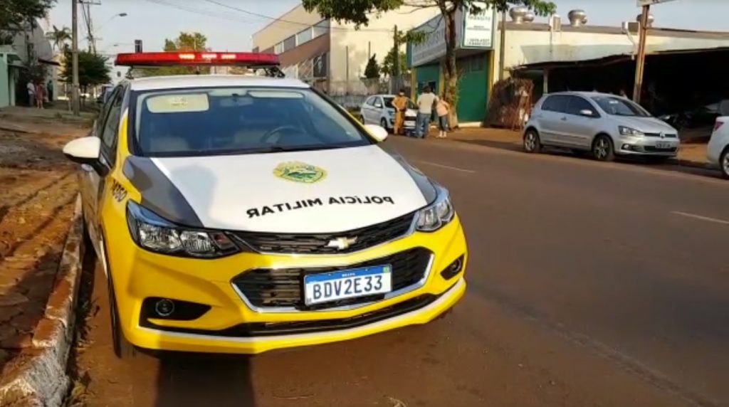 Homem é agredido em confusão na Rua Cuiabá