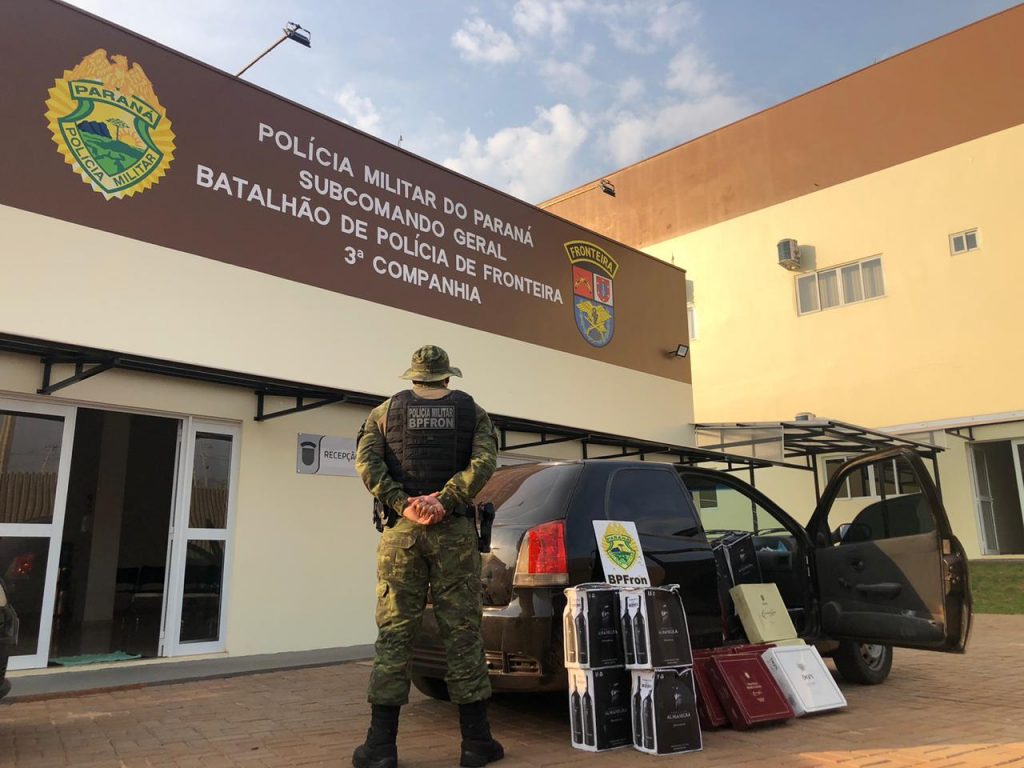 BPFron apreende veículo carregado com vinhos argentinos em Francisco Beltrão