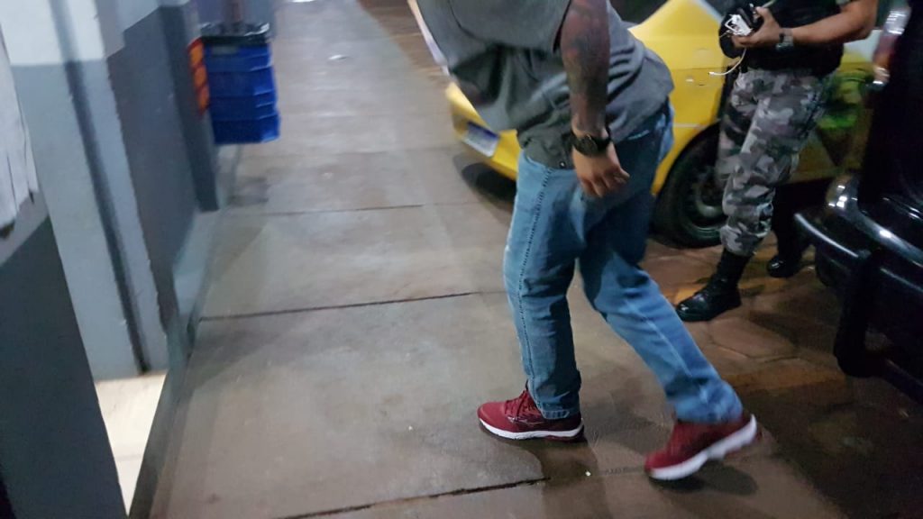 Procurado pelo crime de receptação é preso no Bairro Cataratas
