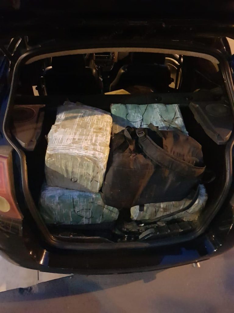 PRE prende homem em flagrante com mais de 145 kg de maconha em Iporã