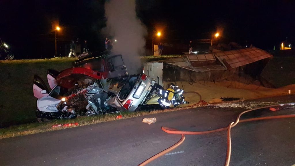 Motorista que morreu queimado na BR-277 é Jean Borga de 40 anos