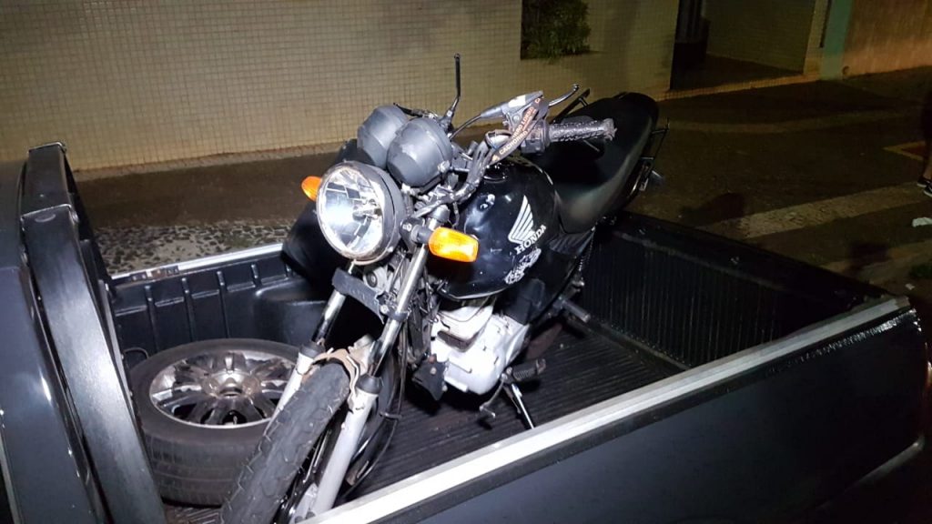 Colisão entre motos deixa homem ferido na Rua Pio XII, no Centro