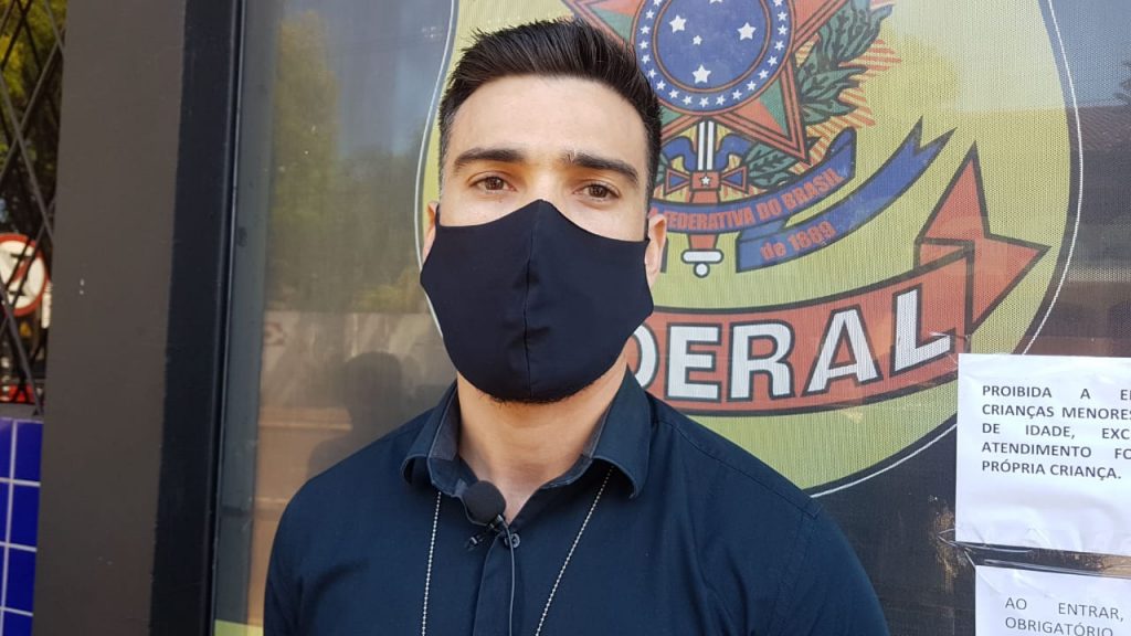 Delegado da PF fala sobre morte de Elias Maluco: detento teria escrito cartas para familiares pedindo perdão Delegado da PF fala sobre morte de Elias Maluco: detento teria escrito cartas para familiares pedindo perdão