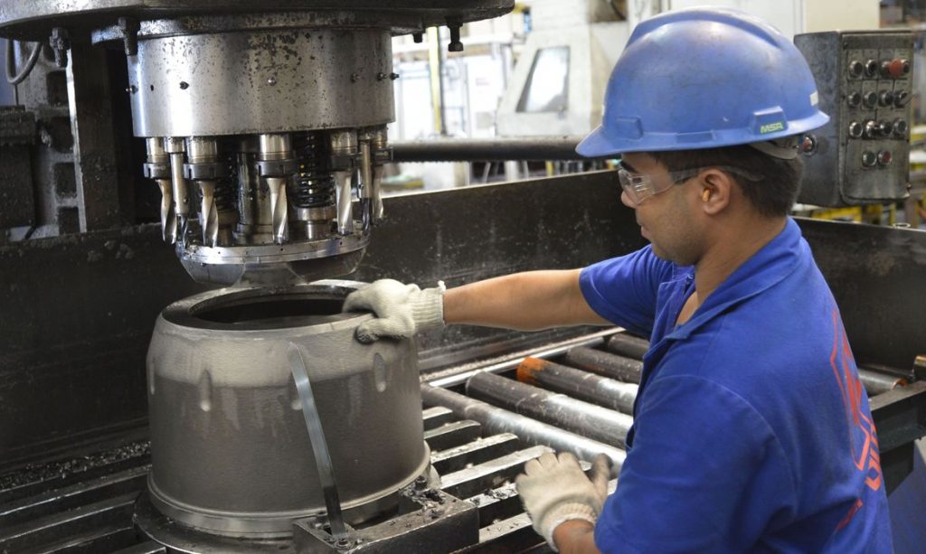 Ipea mostra que 40% dos informais pararam de trabalhar no 2º trimestre