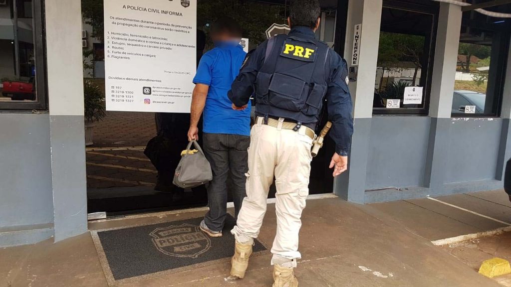 Motorista embriagado é detido pela PRF na BR-277