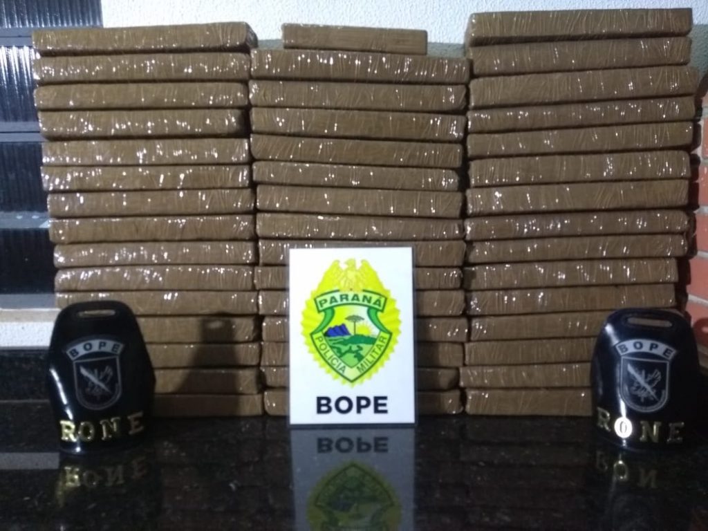 PM apreende 40 kg de maconha e detém indivíduo em Londrina
