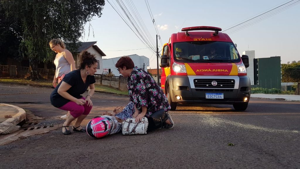 Motociclista sofre diversas lesões em queda de moto no Cancelli