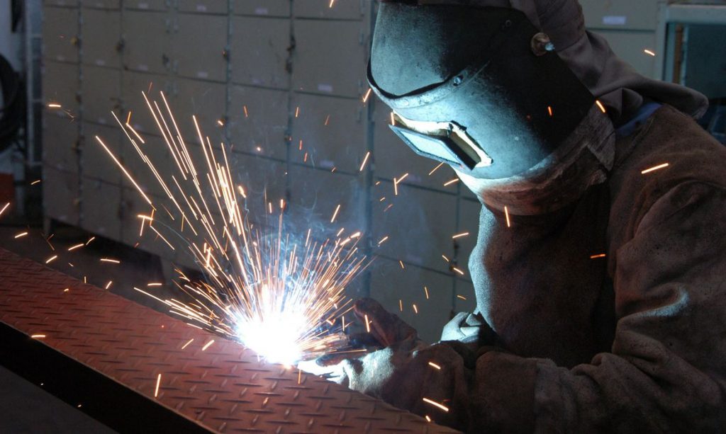 Faturamento da Indústria de Transformação recua 3,4% em agosto
