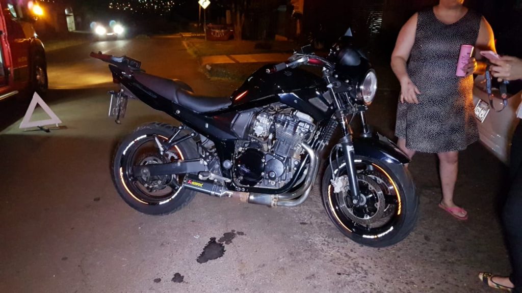 Homem fica ferido em colisão no Bairro Canadá