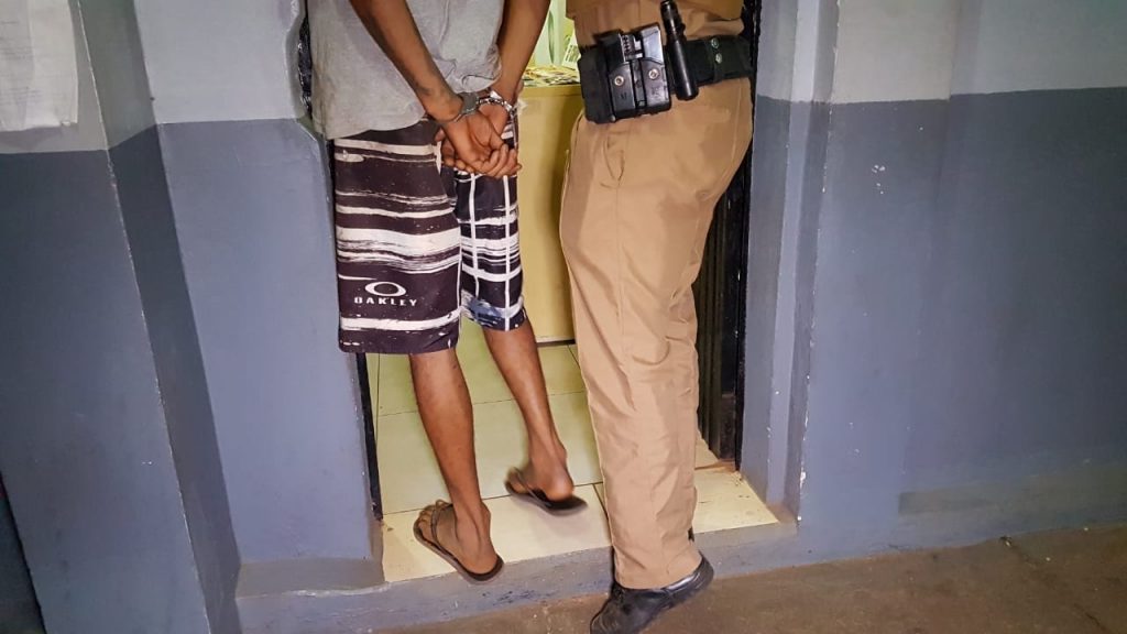 Jovem de 24 anos é detido acusado de importunação sexual
