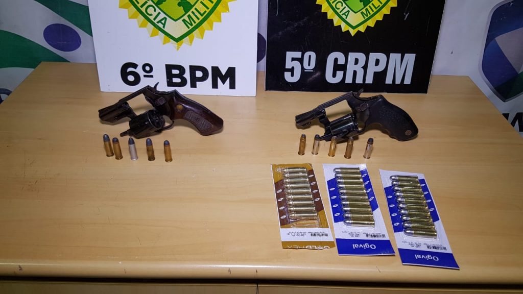 Operação Metrópolis: PM detém dupla e apreende duas armas de fogo no São Cristóvão