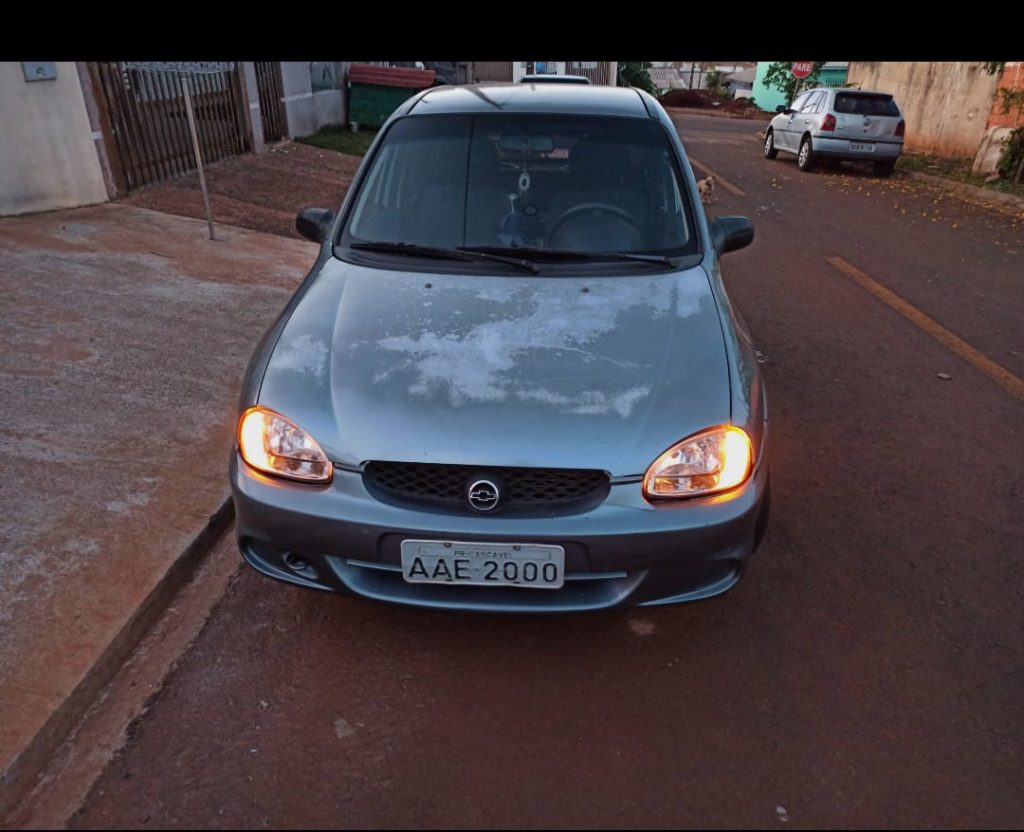 Corsa Wind foi furtado na Rua Osvaldo Cruz