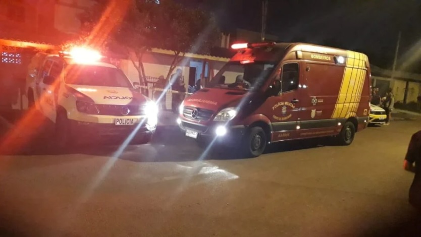 Pedreiro é chamado pelo nome e acaba morto a tiros ao chegar do trabalho