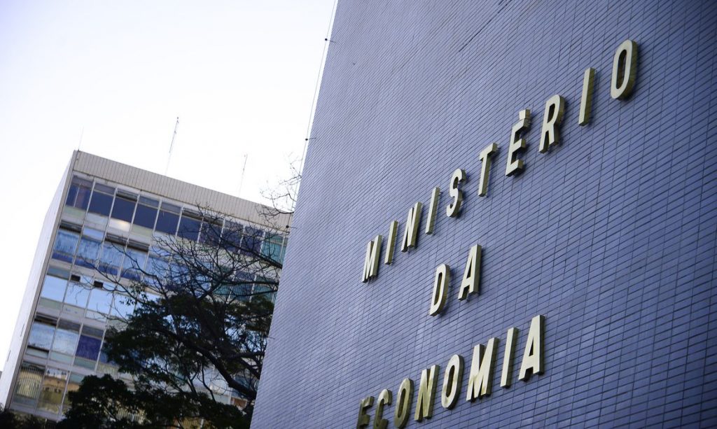 Previsão de déficit primário em 2020 cai para R$ 844,57 bilhões