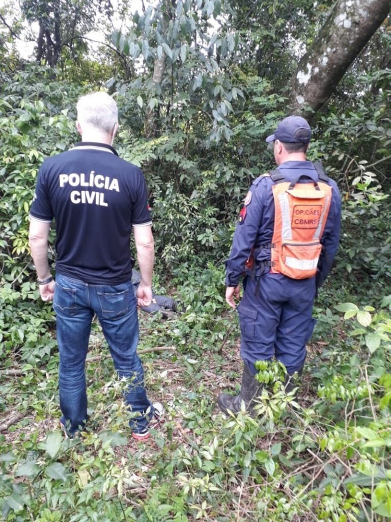 Dentista que estava desaparecida é encontrada morta em área de mata