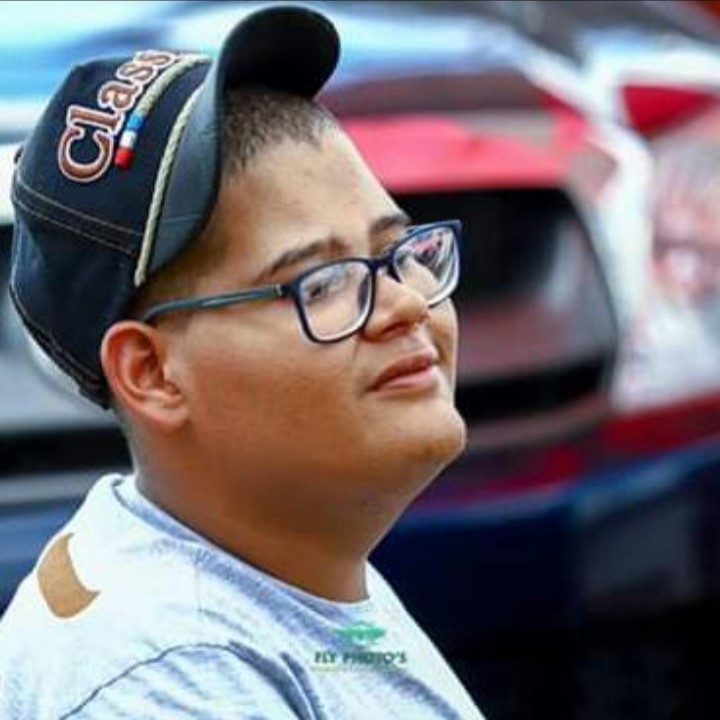 Moradora de Juvinópolis pede ajuda ao filho de 20 anos que precisa de cirurgia