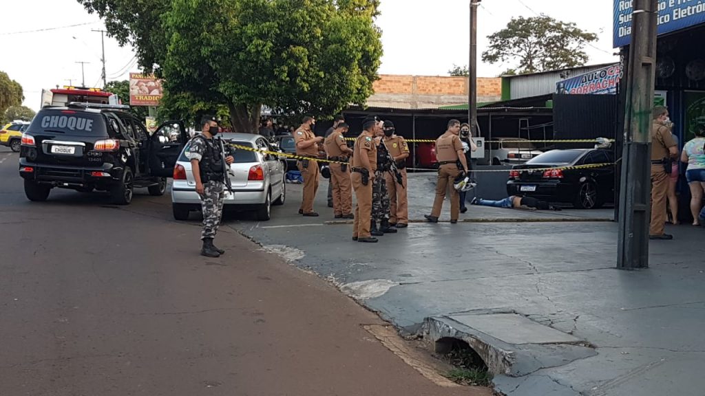 Homem que morreu baleado no Santa Felicidade é identificado como Delfino Antunes da Silva