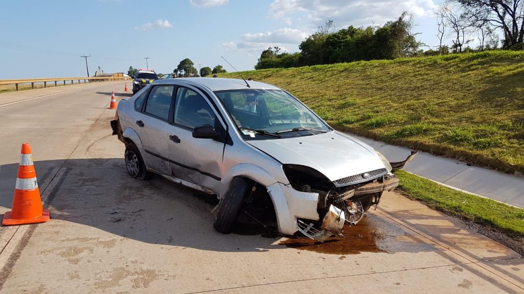 Mulher fica ferida em capotamento na BR-163
