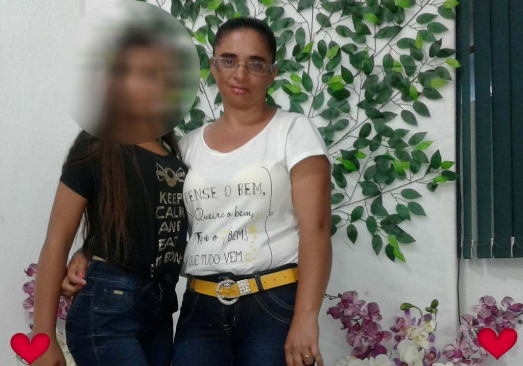 Renata Xavier que faleceu grávida de 8 meses havia perdido um filho afogado no ano passado