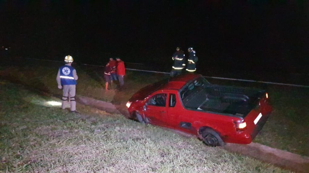 Durante ultrapassagem, Montana e L200 colidem na BR-467; Siate e PRF foram mobilizados