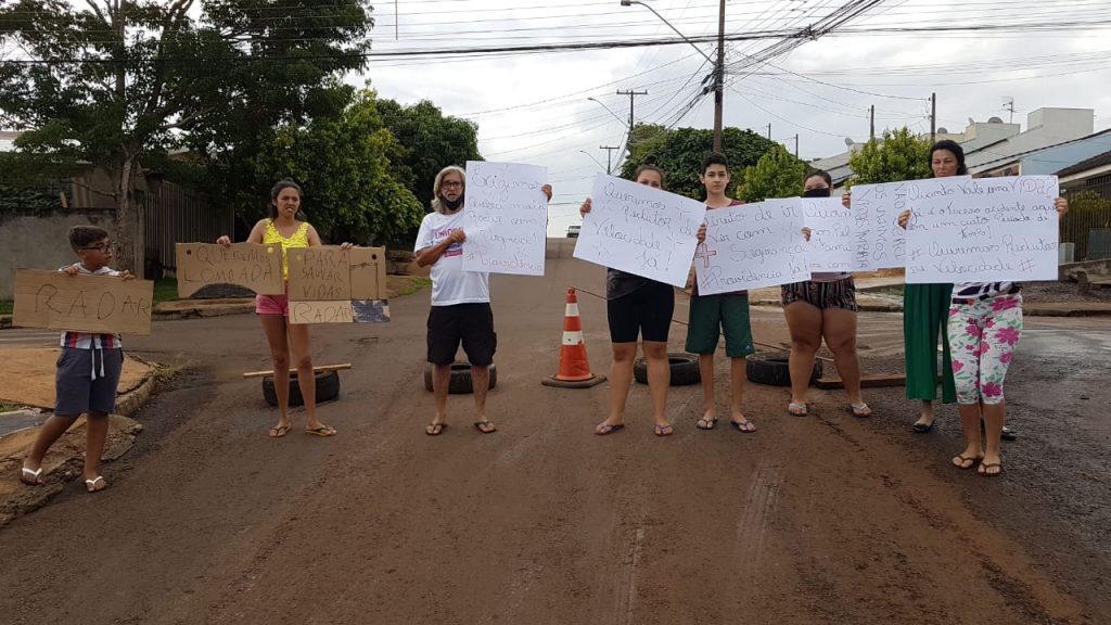 Excesso de velocidade em cruzamento onde duas pessoas morreram no Universitário será tema de reunião na Transitar