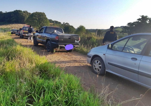 PRF apreende caixas de vinho em Manfrinópolis