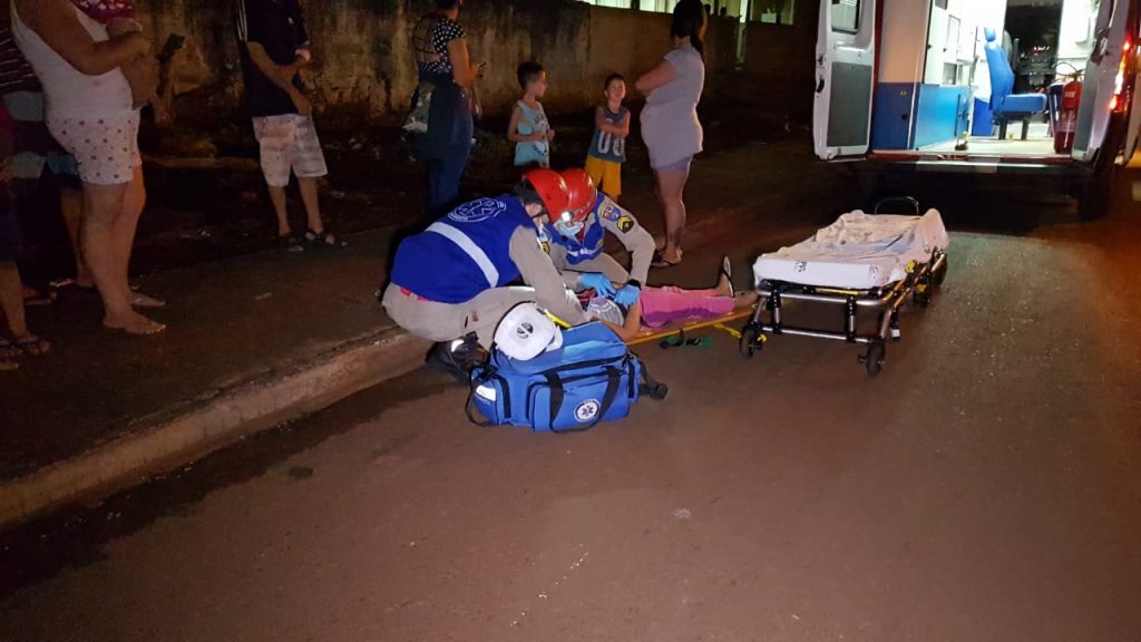 Menina de 11 anos é socorrida ao cair de bicicleta no Interlagos