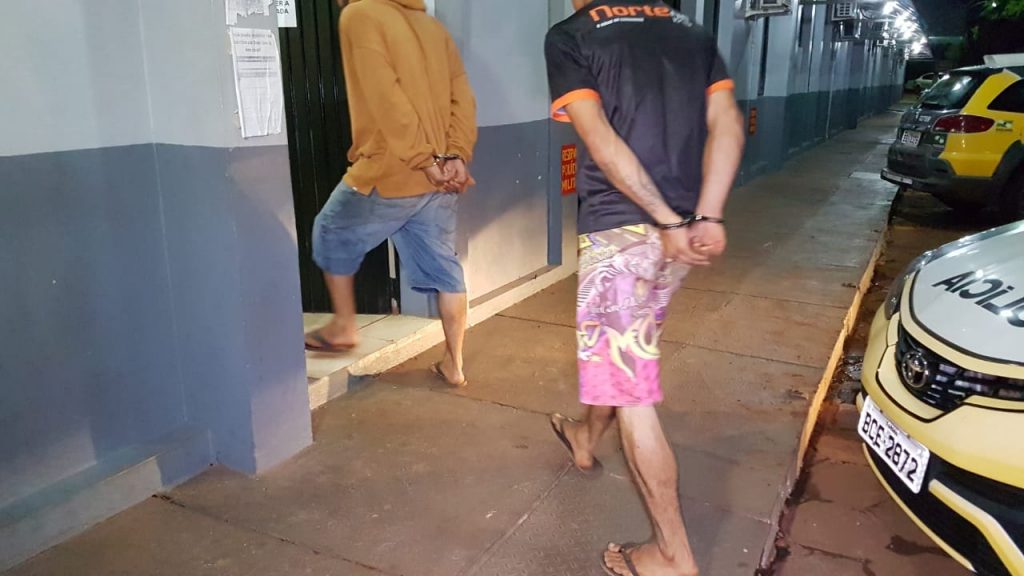 Jovens são detidos com crack e dinheiro no Bairro XIV de Novembro
