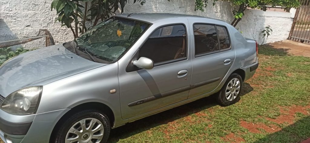Clio supostamente furtado é localizado pelo proprietário