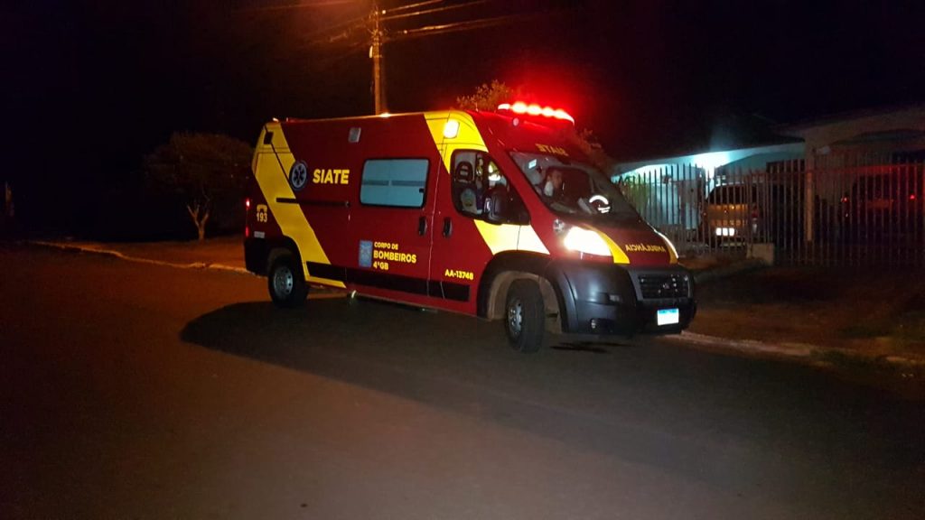 Após sofrer queda, homem é atendido pelo Siate no Bairro Brasília