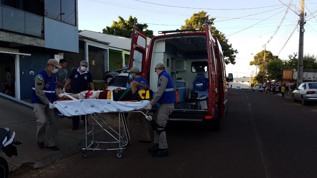Homem sofre acidente com serra elétrica no Bairro Santa Cruz