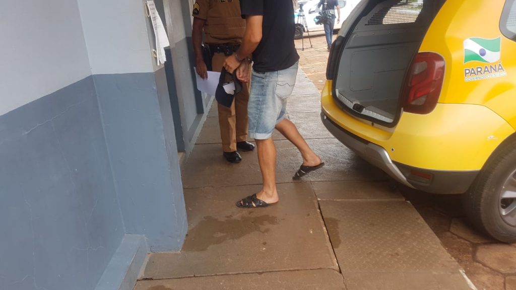 Homem com mandado de prisão em aberto por ameaça é detido pela PM em Lindoeste Homem com mandado de prisão em aberto por ameaça é detido pela PM em Lindoeste