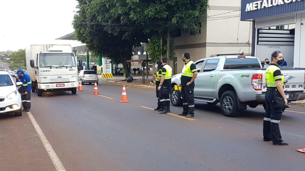 Coibindo excesso de velocidade, Transitar faz ação no Bairro Claudete