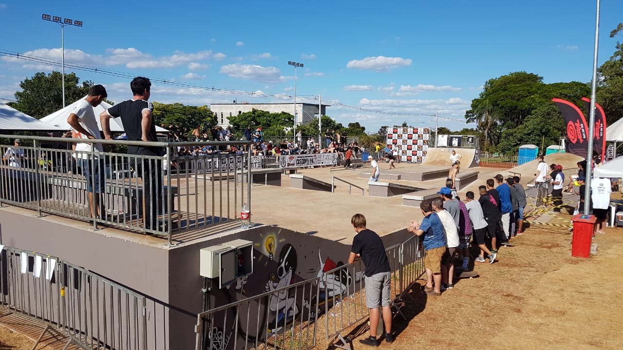 Campeonato de skate movimenta Centro Esportivo do Ciro Nardi CGN