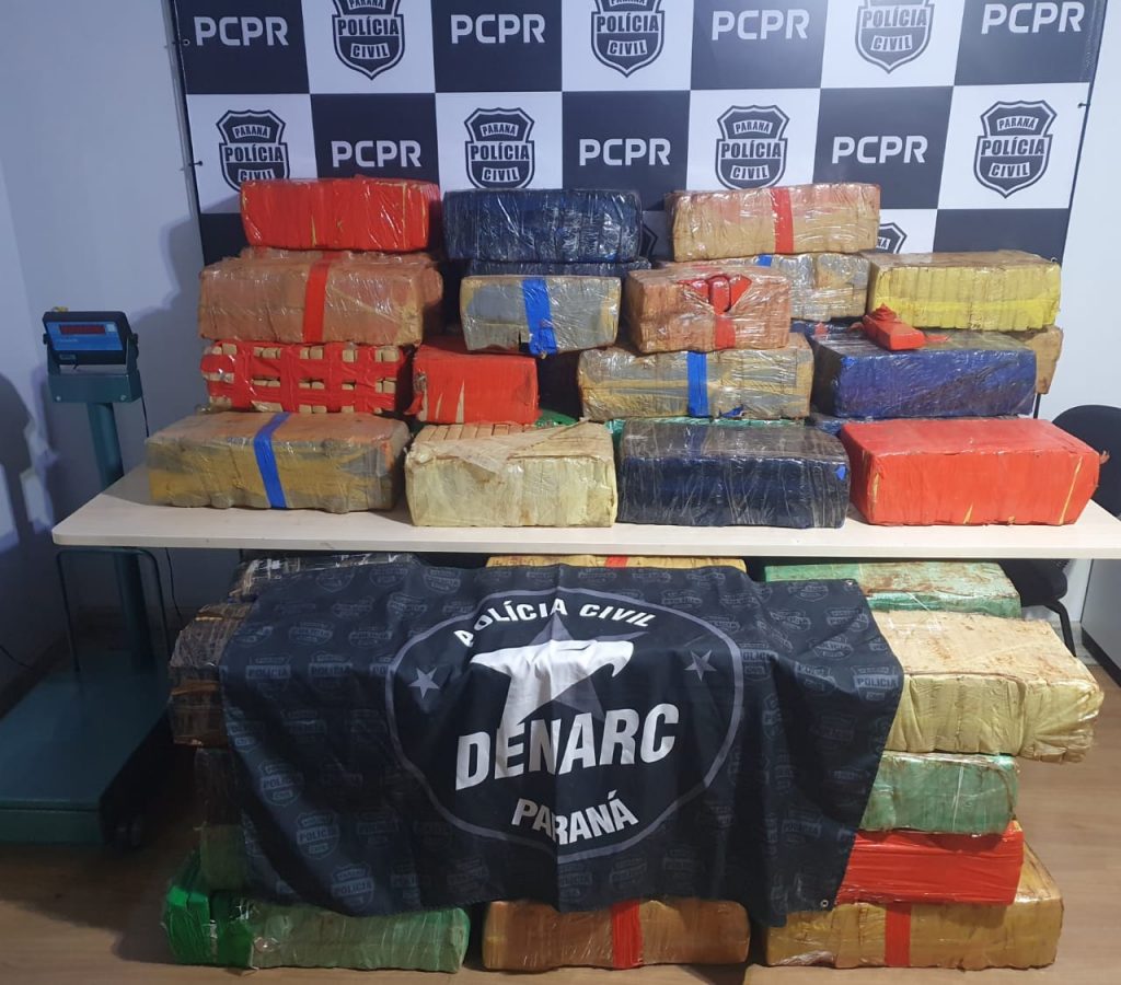 Denarc e PRF apreendem mais de uma tonelada de maconha no Bairro Brasília