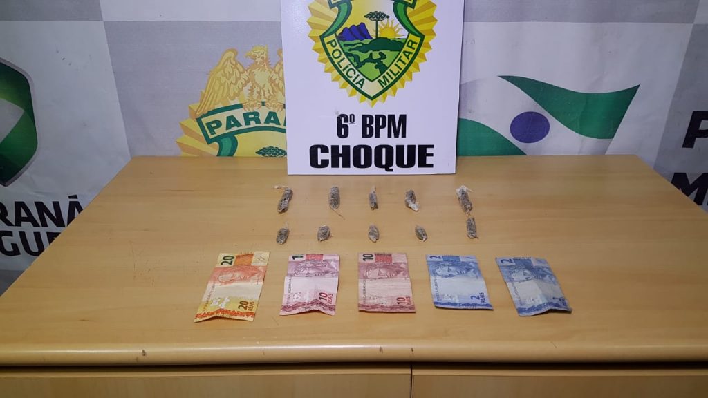 Jovem de 21 anos é detido com maconha e dinheiro no Bairro Morumbi