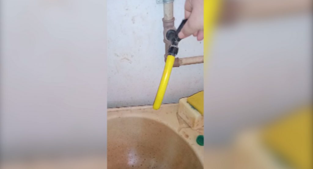 Moradores da comunidade de São Salvador ainda estão sem água