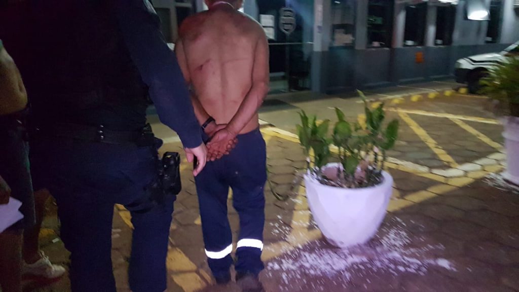 Homens brigam no Riviera e GM precisa ser acionada para conter os ânimos