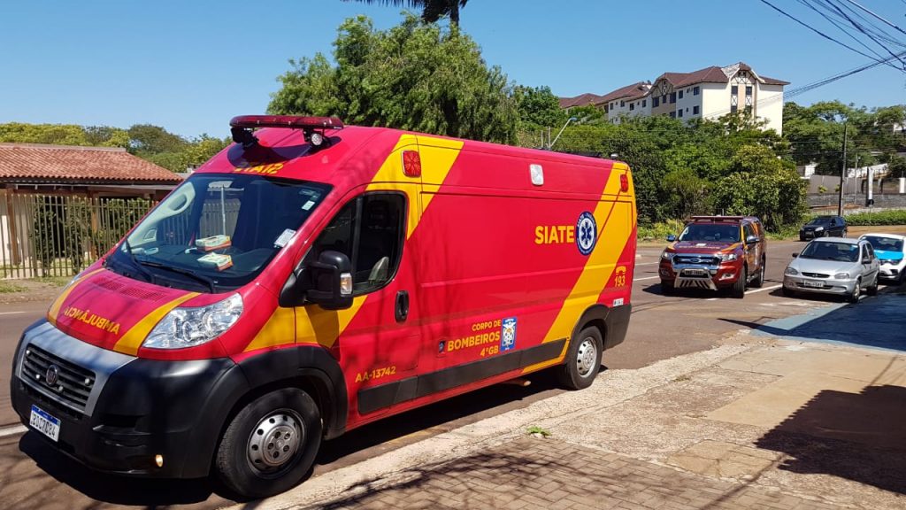 Idoso de 81 anos é socorrido pelo Siate no Bairro Parque São Paulo
