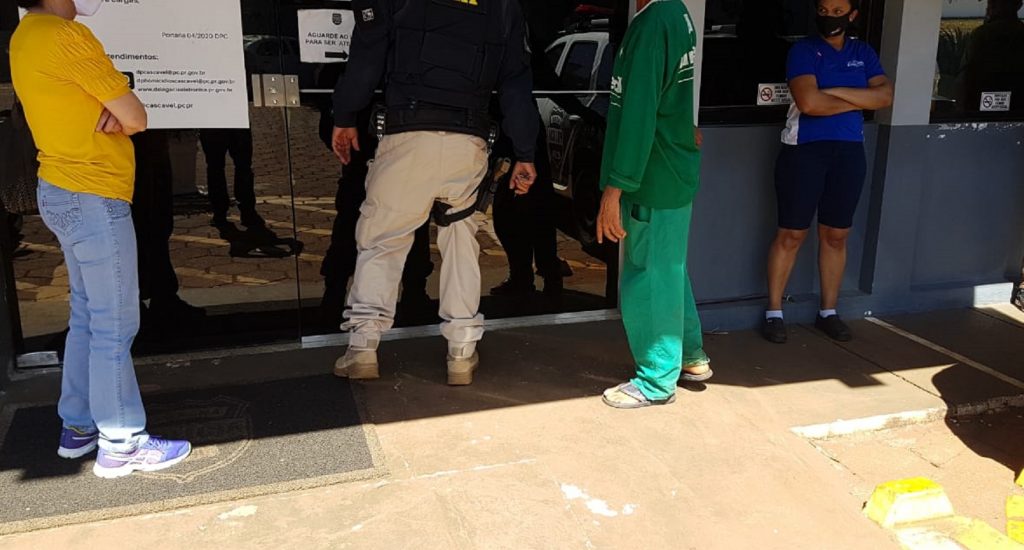 Homem é detido pela PRF e encaminhado à delegacia