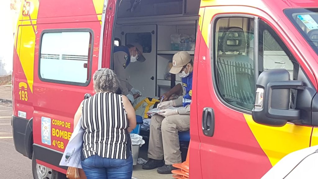 Idoso de 71 anos é socorrido no Bairro Interlagos