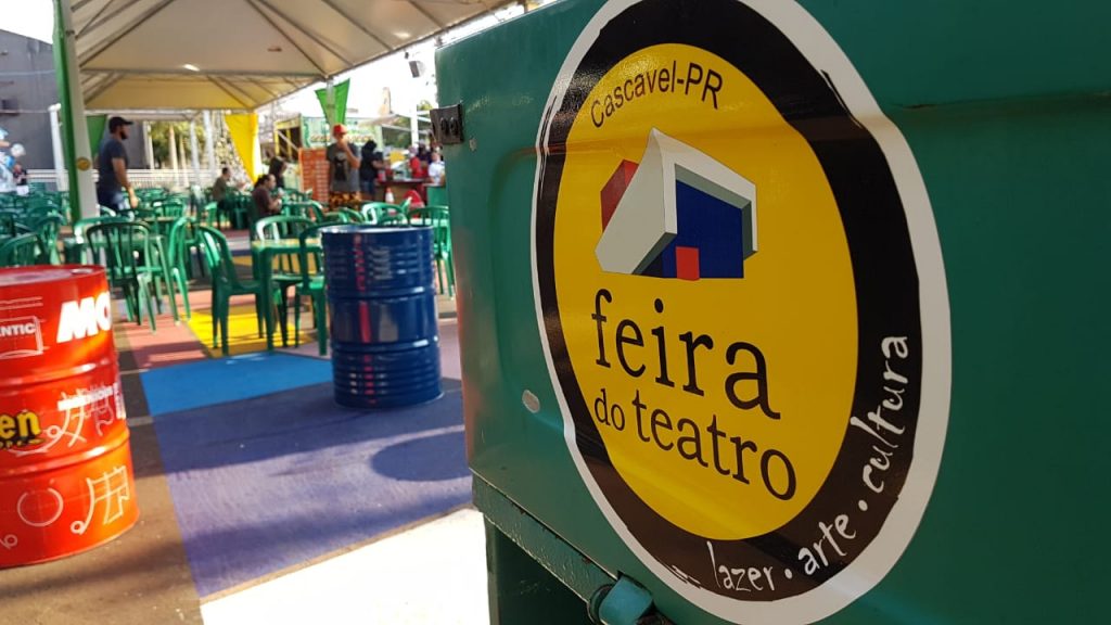Feira do Teatro é oportunidade de lazer e boas compras neste domingo