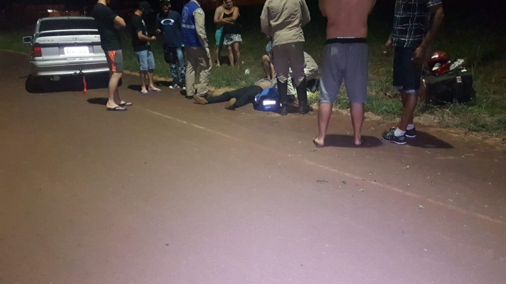 Motociclista entregador de comida fica ferido em acidente no Floresta