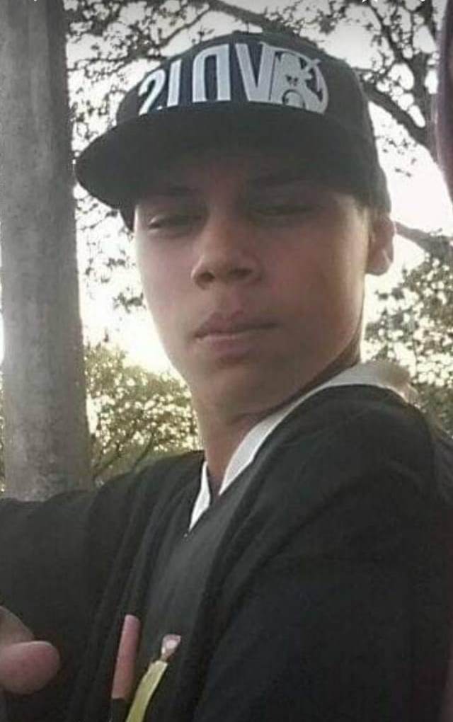 Mateus Salles da Costa de 15 anos está desaparecido