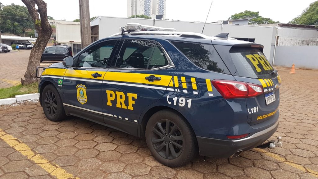 Motorista é preso na BR-277 ao se envolver em acidente