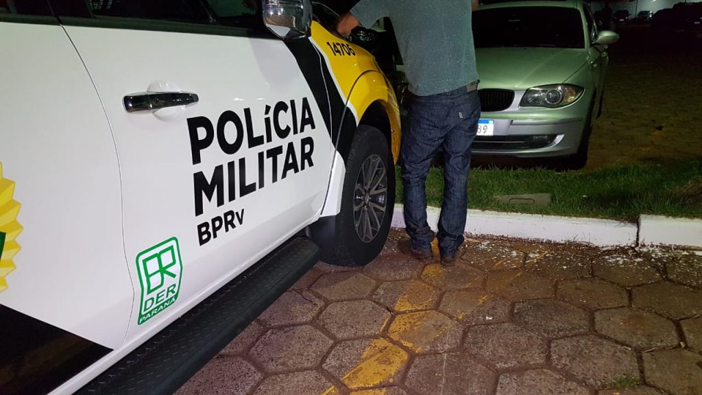 Motorista de 42 anos é flagrado embriagado em abordagem da PRE na PR-180